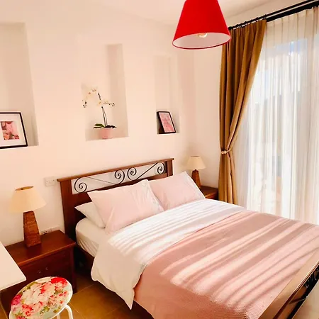 Seafront Surrounded By Nature In Tatlisu, Northern Cyprus Apartman *