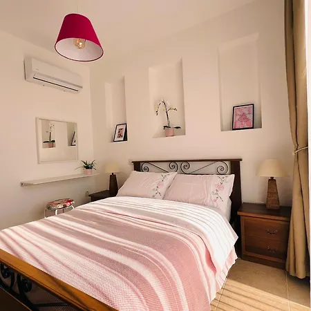 Apartman Seafront Surrounded By Nature In Tatlisu, Northern Cyprus *