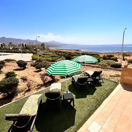 Seafront Surrounded By Nature In Tatlisu, Northern Cyprus Apartamento