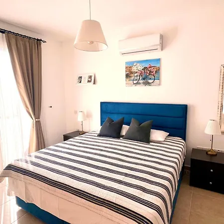 Seafront Surrounded By Nature In Tatlisu, Northern Cyprus Apartamento