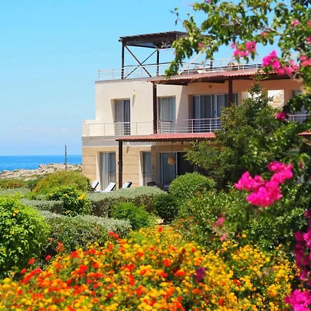Seafront Surrounded By Nature In Tatlisu, Northern Cyprus Apartamento