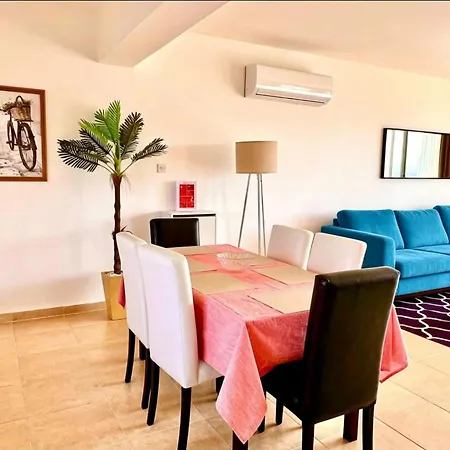 Seafront Surrounded By Nature In Tatlisu, Northern Cyprus Apartamento