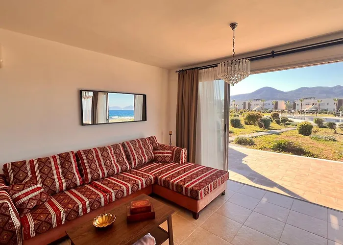 Seafront Surrounded By Nature In Tatlisu, Northern Cyprus Akanthou