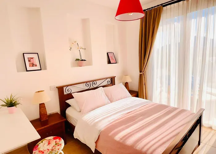 Seafront Surrounded By Nature In Tatlisu, Northern Cyprus Apartmán *