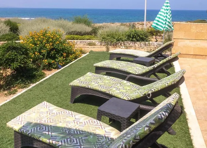 Seafront Surrounded By Nature In Tatlisu, Northern Cyprus Appartamento